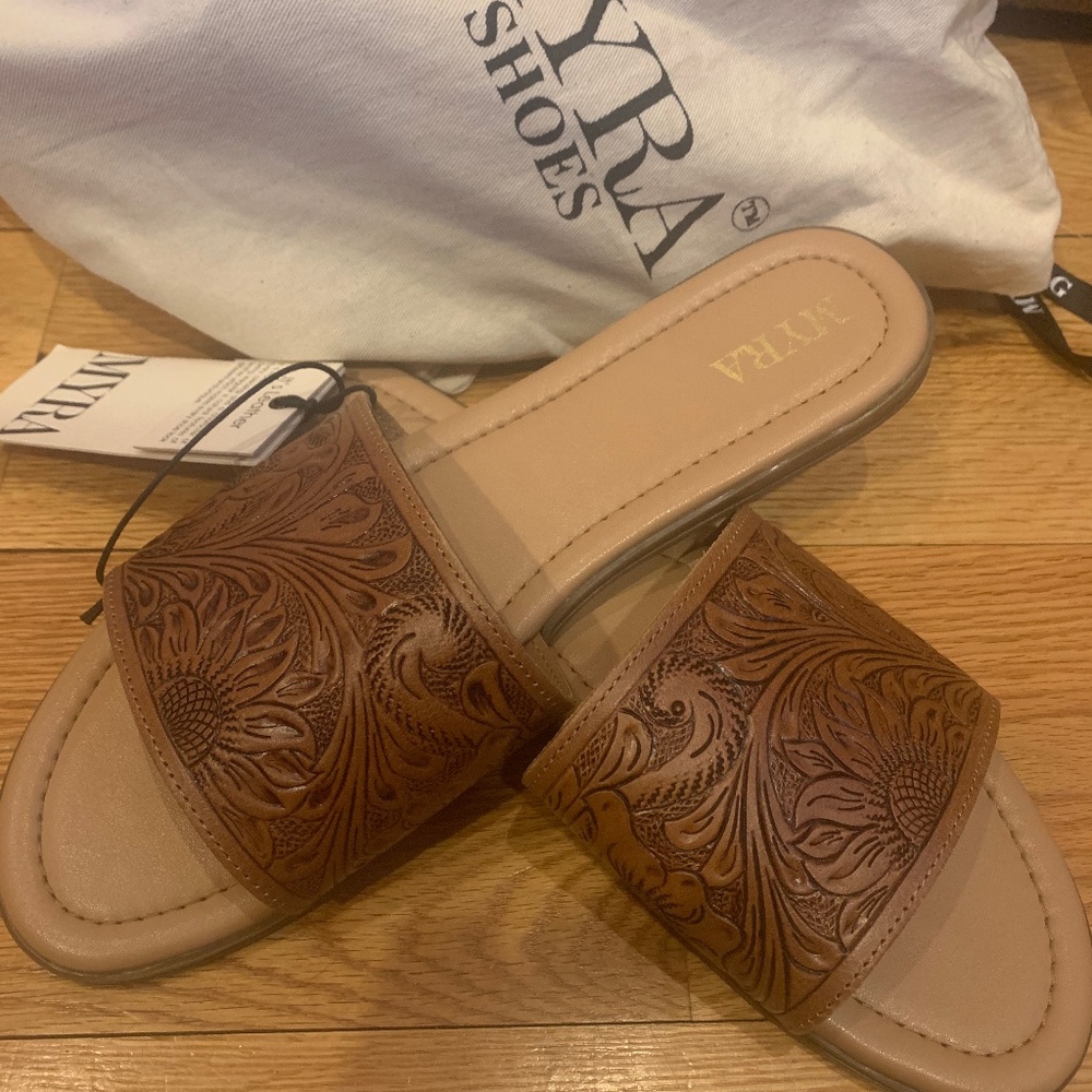 Myra Coppu Western Sandals
